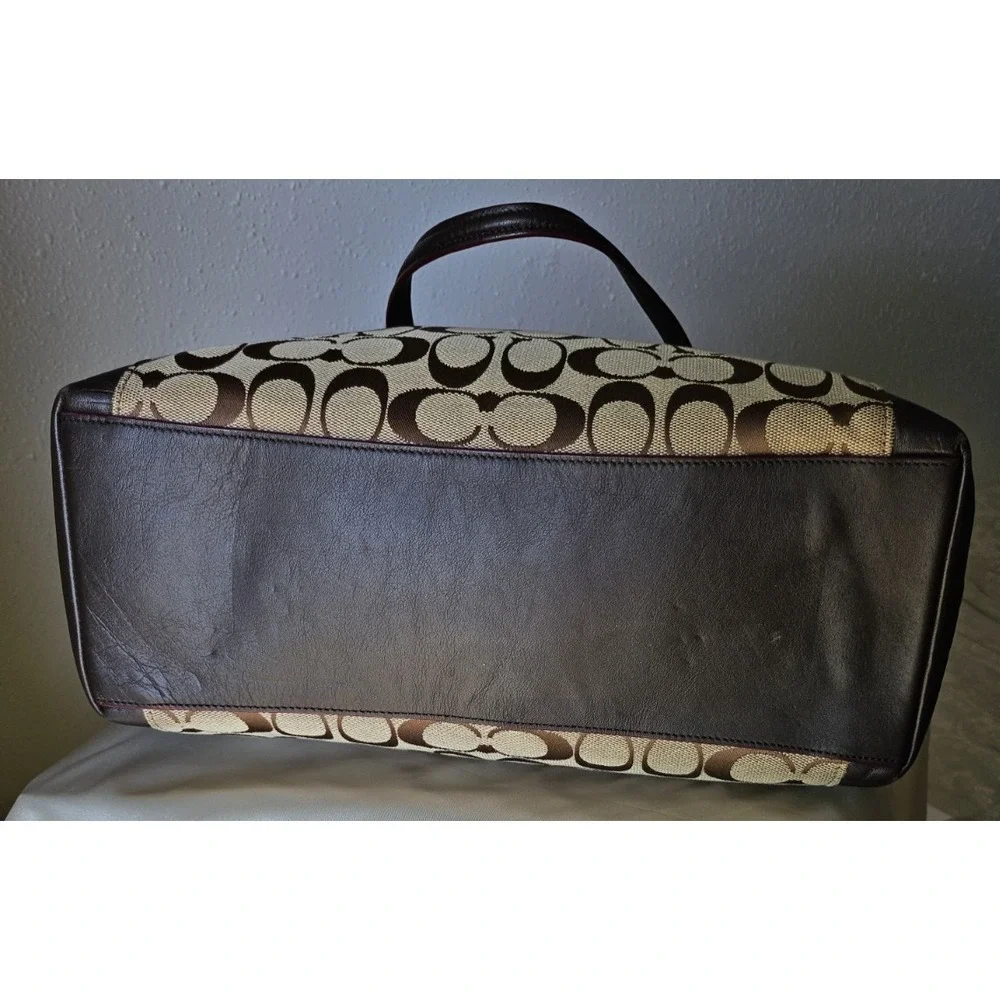 Coach Ava Tote in Signature and Leather/Brown